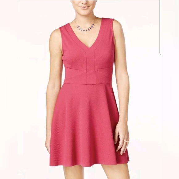 City Studio Dresses & Skirts - City Studio Sleeveless Fit & Flare Zip Bac…